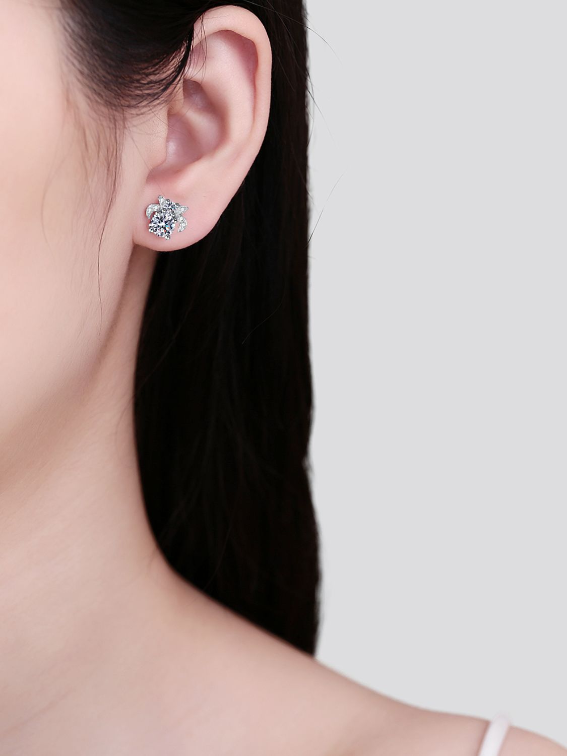 Moissanite Flower Stud Earrings