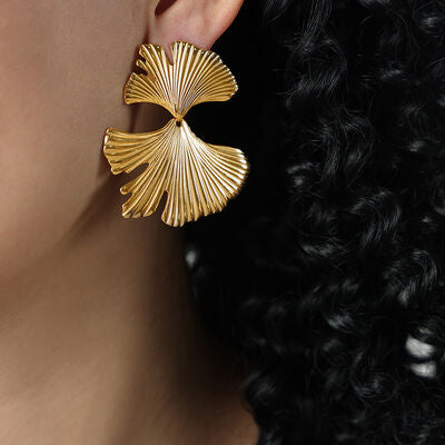 Ginkgo Biloba Design Stud Earrings - Mintcute
