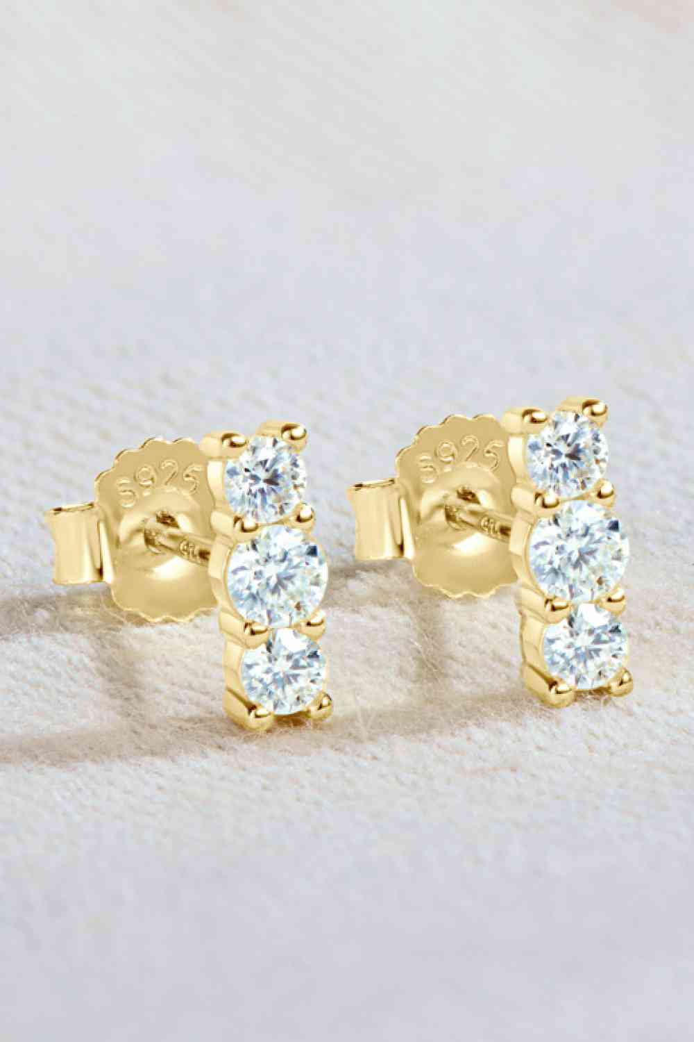 Heartbeat Rhythm Moissanite Stud Earrings - Mintcute