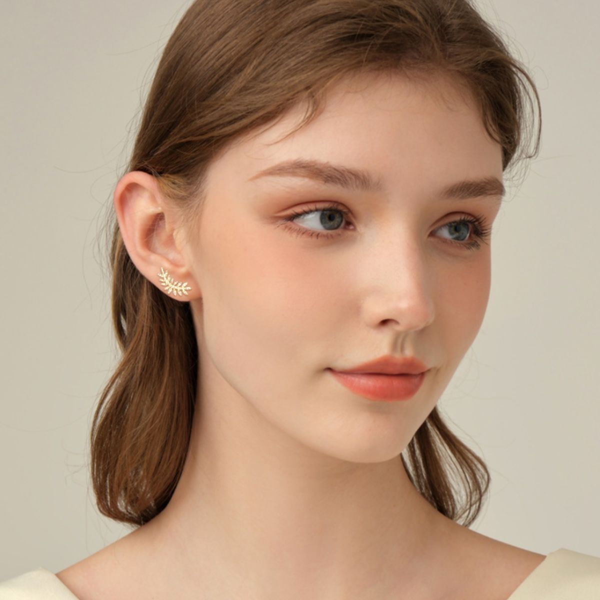 Moissanite  Leaf Shape Stud Earrings